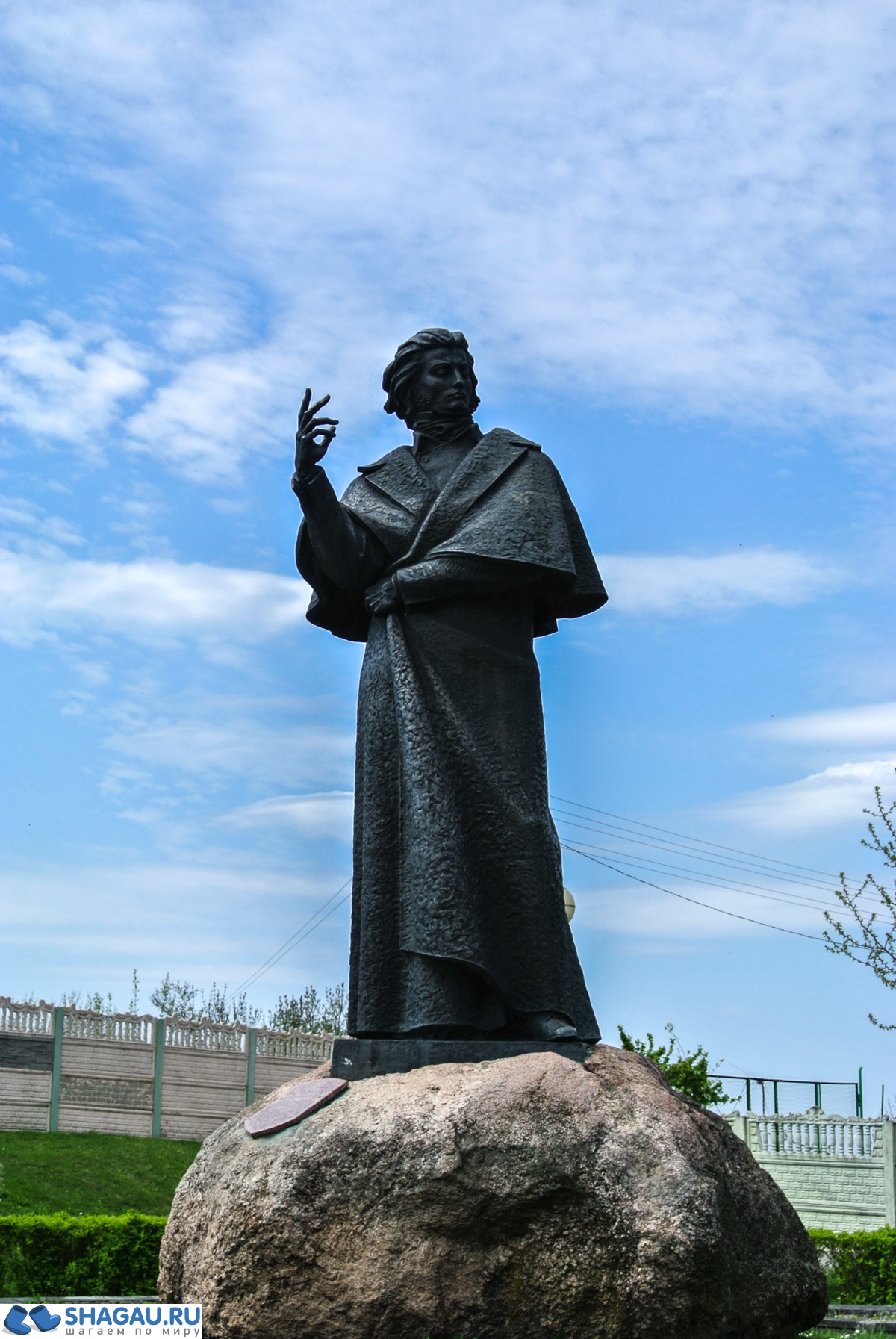 памятник Адаму Мицкевичу