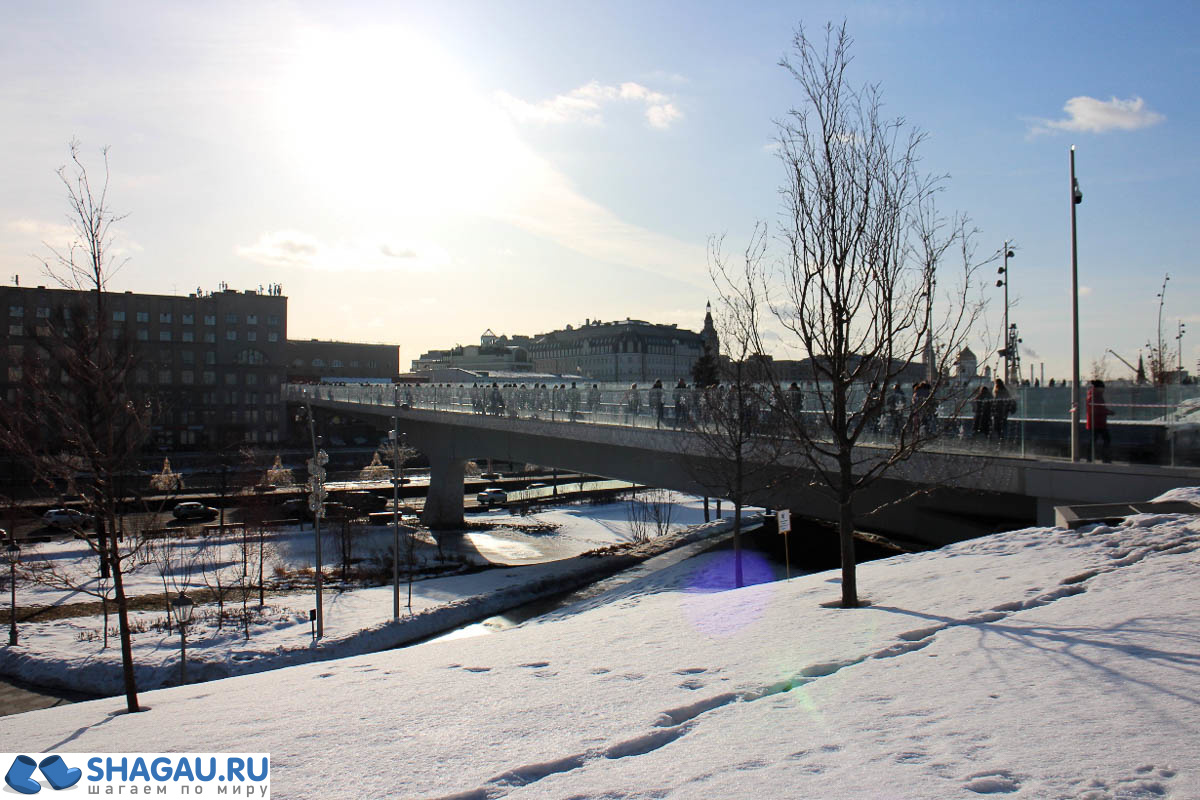 Зарядье. Парящий мост
