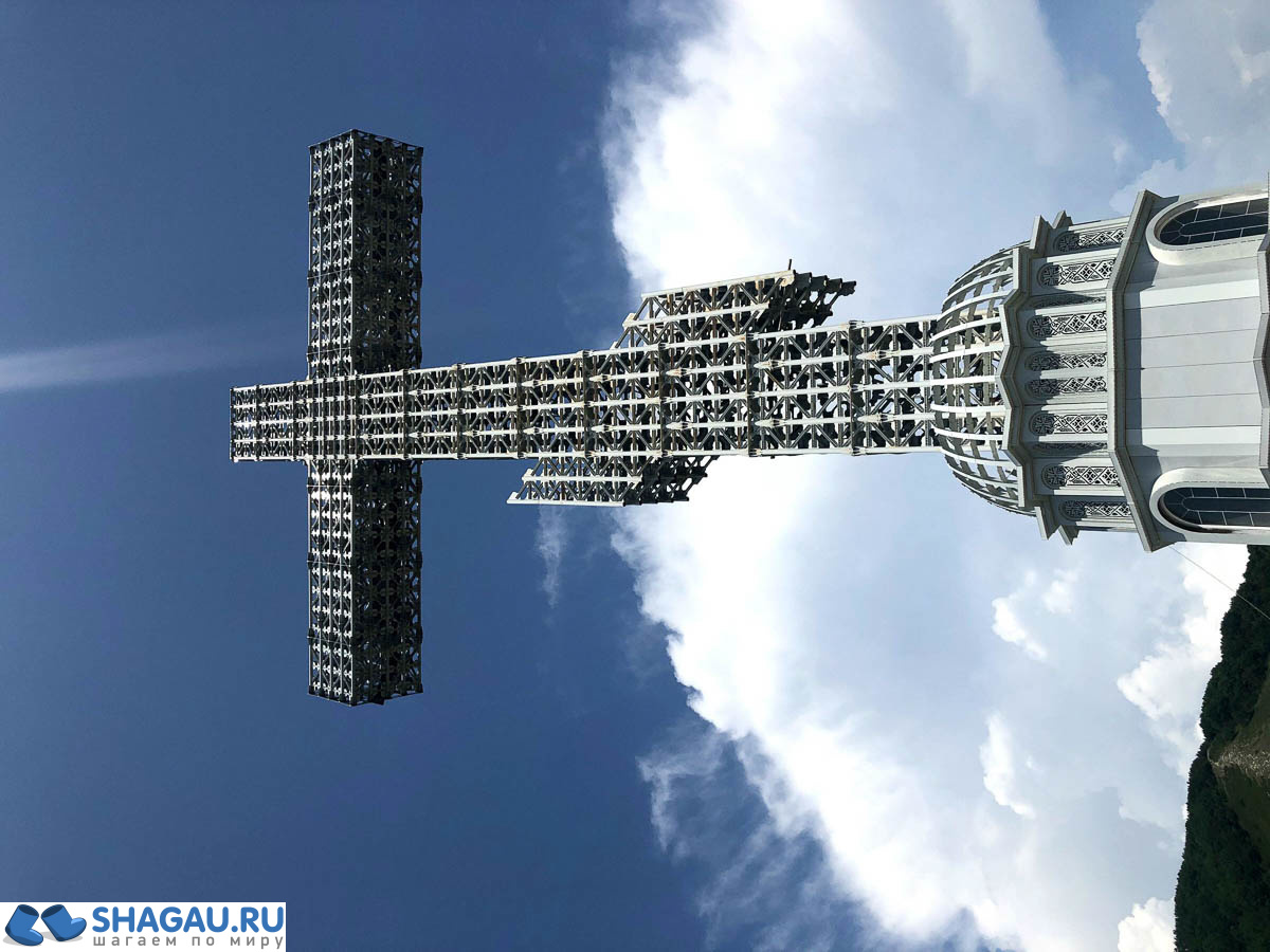 Крест в Геленджике